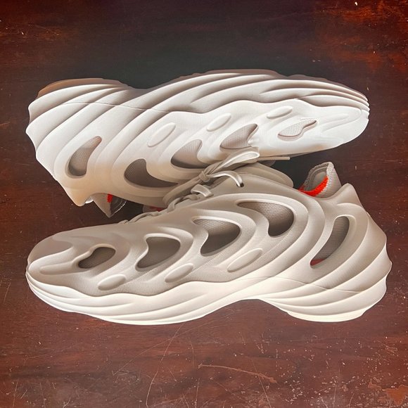 Adidas AdiFOM Q Sneakers Size 9 Men's Off White/Aluminum NEW with box - Picture 2 of 16